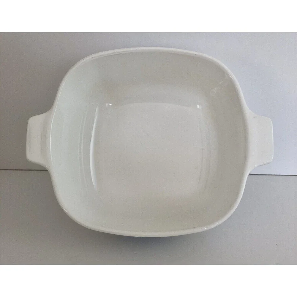 Vintage Corning Ware Cornflower Blue 1 1/2 qt. Casserole Dish P-1 1/2-B Made USA
